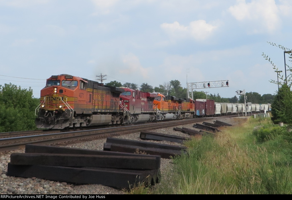 BNSF 4071 West